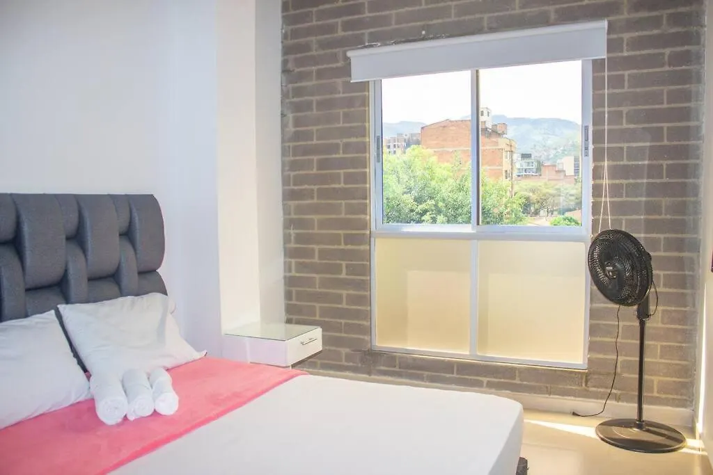 Apartament Sector Estadio Y Laureles Internet Fibra Optica Medellín